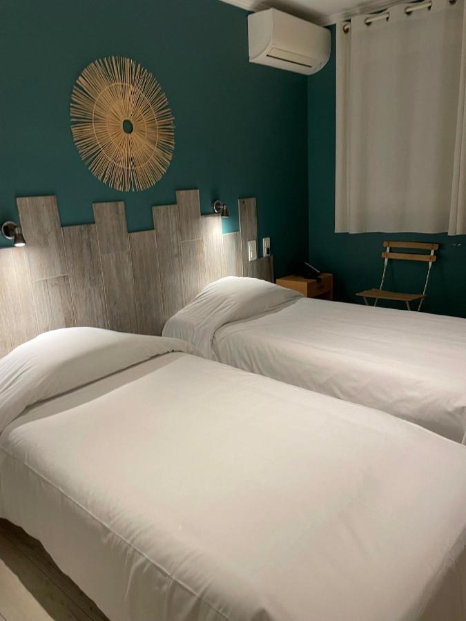 Au Tapis De Sable Hotel Saint-Cyr-sur-Mer Ngoại thất bức ảnh