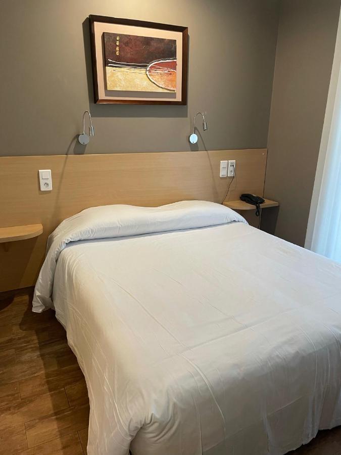 Au Tapis De Sable Hotel Saint-Cyr-sur-Mer Ngoại thất bức ảnh