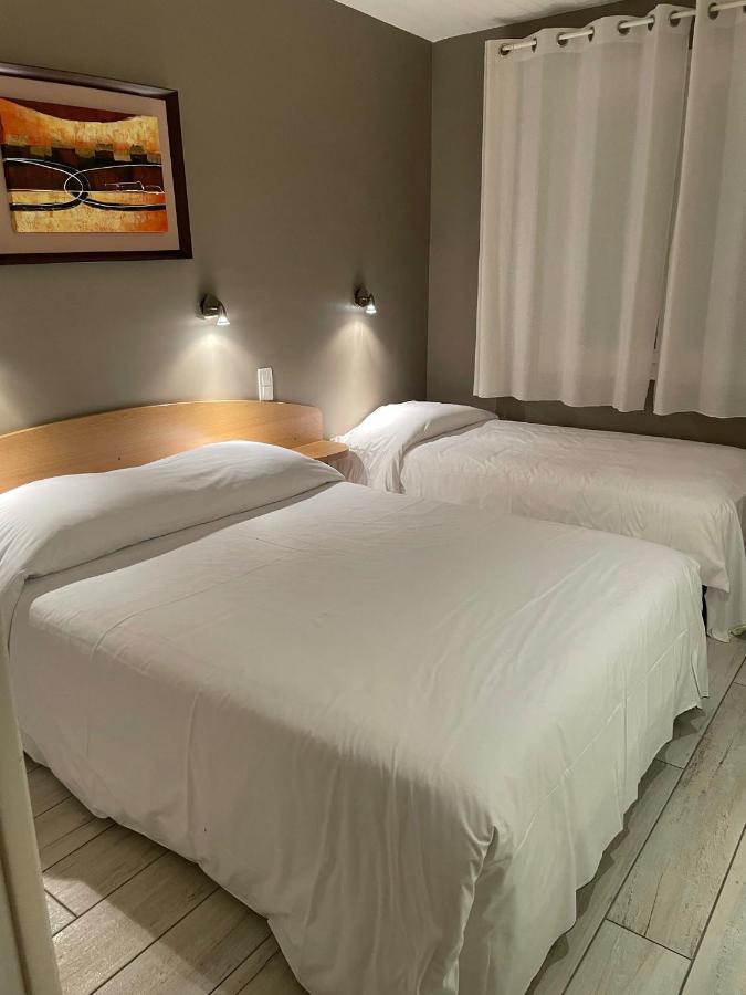 Au Tapis De Sable Hotel Saint-Cyr-sur-Mer Ngoại thất bức ảnh