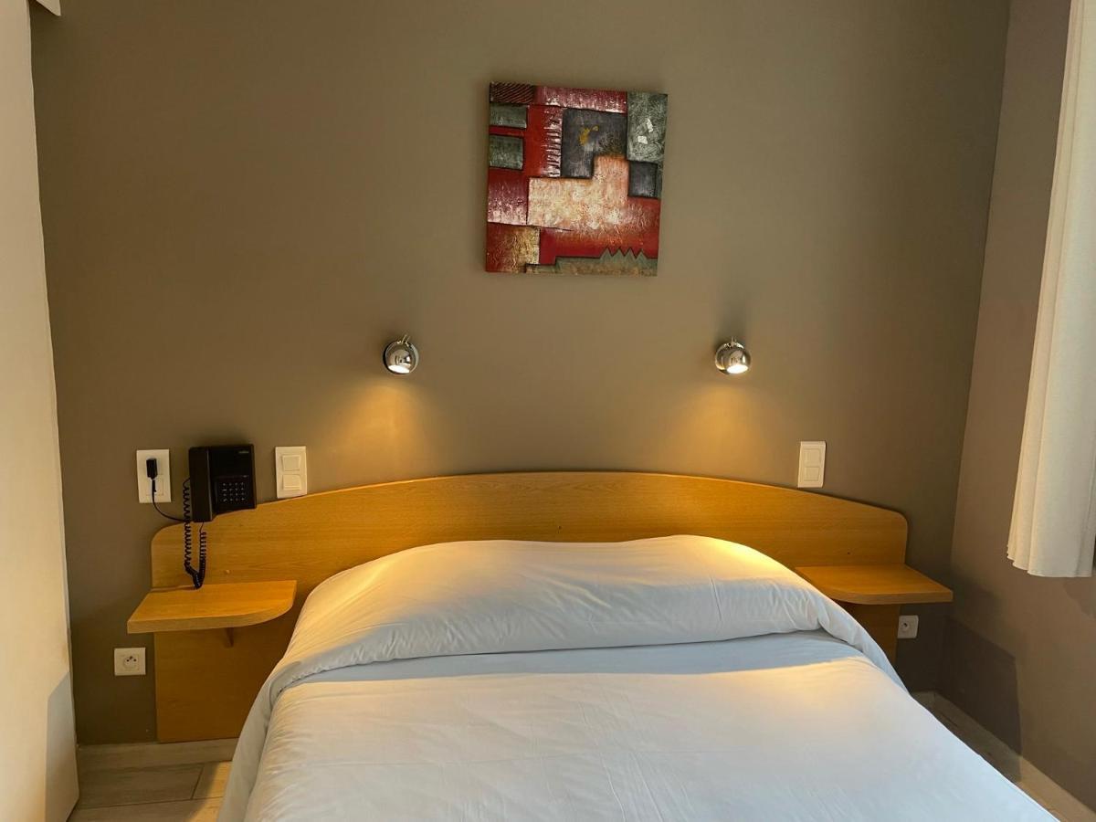 Au Tapis De Sable Hotel Saint-Cyr-sur-Mer Ngoại thất bức ảnh