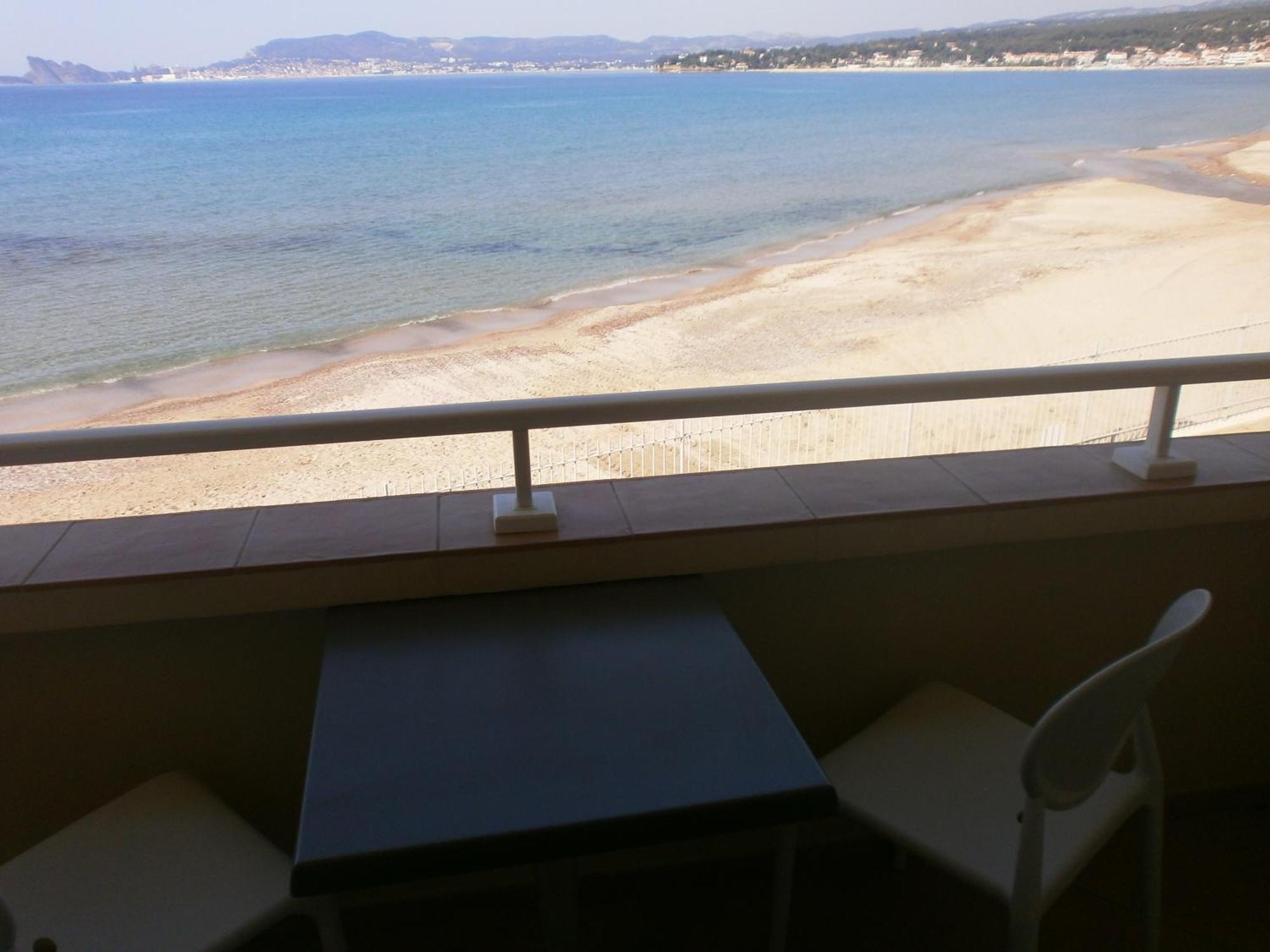 Au Tapis De Sable Hotel Saint-Cyr-sur-Mer Phòng bức ảnh