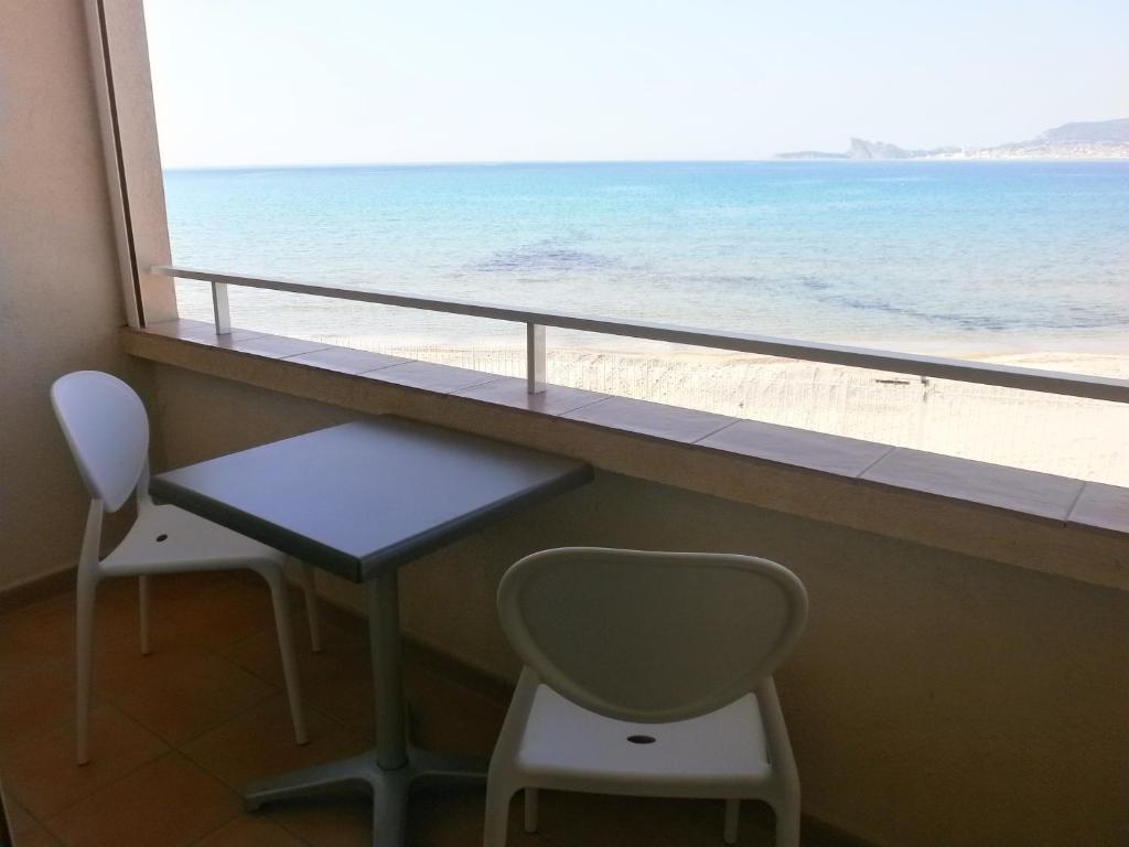 Au Tapis De Sable Hotel Saint-Cyr-sur-Mer Phòng bức ảnh