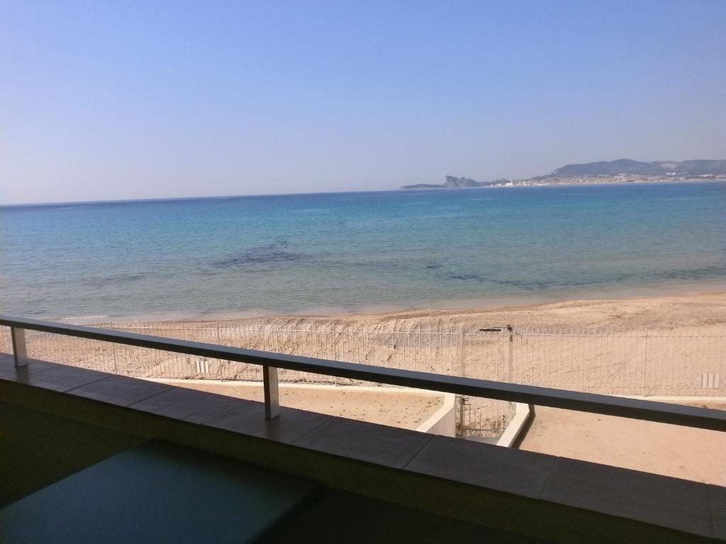 Au Tapis De Sable Hotel Saint-Cyr-sur-Mer Phòng bức ảnh