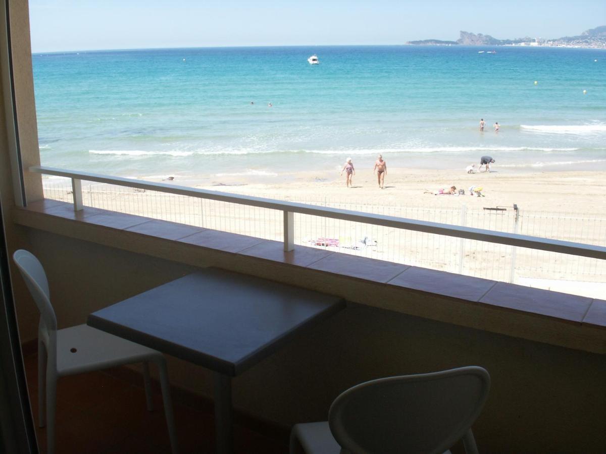 Au Tapis De Sable Hotel Saint-Cyr-sur-Mer Ngoại thất bức ảnh